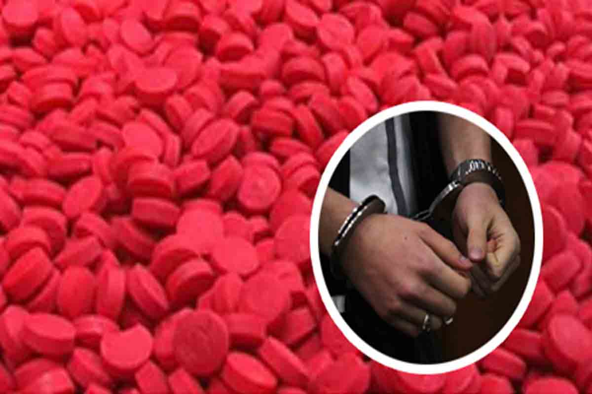 টেকনাফে ইয়াবাসহ আটক ২ টেকনাফে ইয়াবাসহ আটক ২