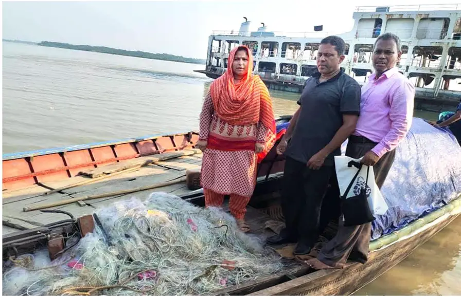 বরিশালে তিন কোটি ৯০ লাখ টাকার জাল ও মাছ জব্দ