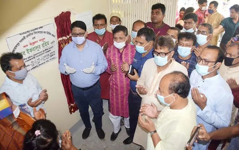 অশুভ শক্তিকে পরাজিত করতে সকলকে ঐক্যবদ্ধ থাকতে হবে : হুইপ ইকবালুর রহিম এমপি অশুভ শক্তিকে পরাজিত করতে সকলকে ঐক্যবদ্ধ থাকতে হবে : হুইপ ইকবালুর রহিম এমপি