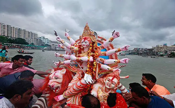 সুখ সমৃদ্ধিতে পরিপূর্ণ মর্ত্যভূমির প্রত্যাশায় শেষ হলো শারদোৎসব সুখ সমৃদ্ধিতে পরিপূর্ণ মর্ত্যভূমির প্রত্যাশায় শেষ হলো শারদোৎসব