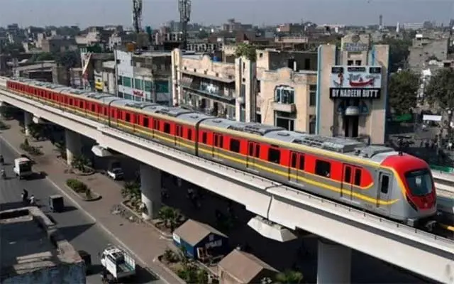 পাকিস্তানে প্রথম মেট্রোরেল চালু পাকিস্তানে প্রথম মেট্রোরেল চালু