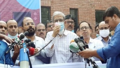 বিভিন্ন আইনে গণমাধ্যম নিয়ন্ত্রিত ॥ ফখরুল বিভিন্ন আইনে গণমাধ্যম নিয়ন্ত্রিত ॥ ফখরুল