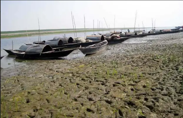 নাব্যতা সংকটে গাইবান্ধায় নৌ চলাচল হুমকির মুখে