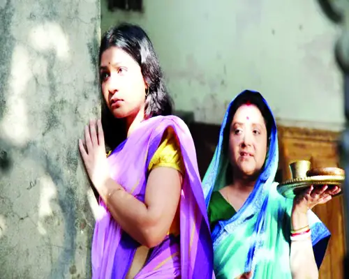 তানভীর মোকাম্মেলের চলচ্চিত্র ‘রূপসা নদীর বাঁকে’ তানভীর মোকাম্মেলের চলচ্চিত্র ‘রূপসা নদীর বাঁকে’