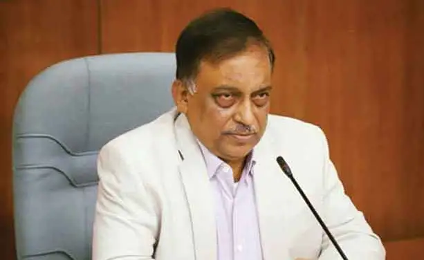 এ বছর বিজয় দিবসের ঘরোয়া অনুষ্ঠান করা যাবে ॥ স্বরাষ্ট্রমন্ত্রী এ বছর বিজয় দিবসের ঘরোয়া অনুষ্ঠান করা যাবে ॥ স্বরাষ্ট্রমন্ত্রী