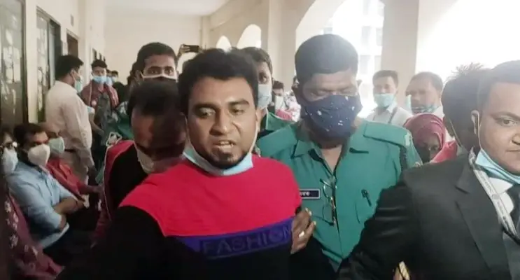 ঢাবি শিক্ষার্থী ধর্ষণ মামলায় ছাত্র অধিকার পরিষদের তিন নেতা রিমান্ডে ঢাবি শিক্ষার্থী ধর্ষণ মামলায় ছাত্র অধিকার পরিষদের তিন নেতা রিমান্ডে