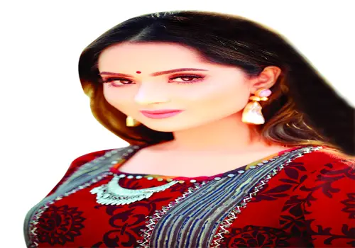 এখন সূর্য ডাকবে তার রোদে চুল শুকাতে এখন সূর্য ডাকবে তার রোদে চুল শুকাতে