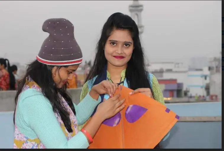 পুরান ঢাকায় চলছে বর্ণিল সাকরাইন উৎসব পুরান ঢাকায় চলছে বর্ণিল সাকরাইন উৎসব