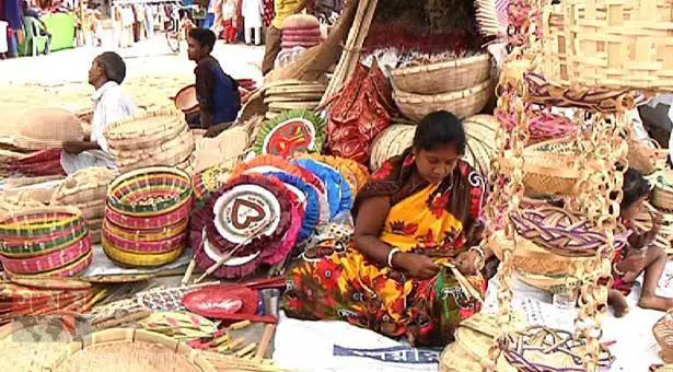 ১০ হাজার কোটি টাকা প্রণোদনা আসছে ক্ষুদ্র উদ্যোক্তাদের জন্য