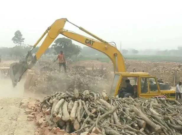 দৌলতপুরে ১১ অবৈধ ইটভাঁটিতে ৬৯ লাখ টাকা জরিমানা