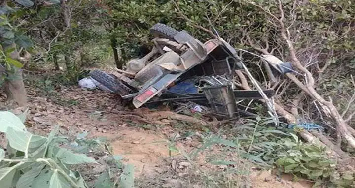 বান্দরবানে নিয়ন্ত্রণ হারিয়ে পিকআপ খাদে পড়ে নিহত ৩