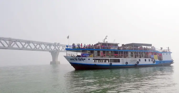 পদ্মা সেতু পরিদর্শনে চালু হলো ভ্রমণতরী পদ্মা সেতু পরিদর্শনে চালু হলো ভ্রমণতরী
