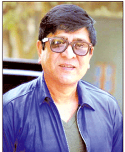 নতুন চলচ্চিত্রে অমিত হাসান নতুন চলচ্চিত্রে অমিত হাসান