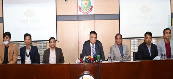 আবারও বাসা-ভাড়াটিয়ার তথ্য নেবে ডিএমপি আবারও বাসা-ভাড়াটিয়ার তথ্য নেবে ডিএমপি