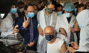 বঙ্গবন্ধু মেডিক্যাল বিশ্ববিদ্যালয়ে করোনা ভাইরাসের প্রথম টিকা নিলেন ভিসি বঙ্গবন্ধু মেডিক্যাল বিশ্ববিদ্যালয়ে করোনা ভাইরাসের প্রথম টিকা নিলেন ভিসি