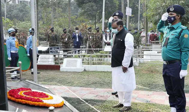 পিলখানা হত্যাকাণ্ডের ১২তম শাহাদত বার্ষিকী পালিত পিলখানা হত্যাকাণ্ডের ১২তম শাহাদত বার্ষিকী পালিত