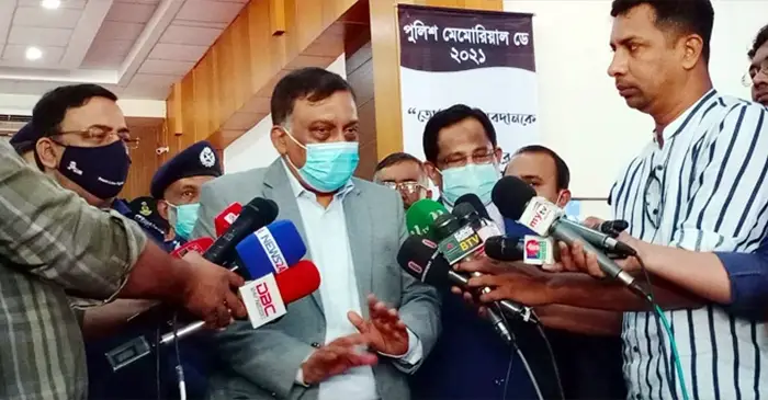 “প্রেস ক্লাবে চরম ধৈর্যের পরিচয় দিয়েছে পুলিশ” “প্রেস ক্লাবে চরম ধৈর্যের পরিচয় দিয়েছে পুলিশ”