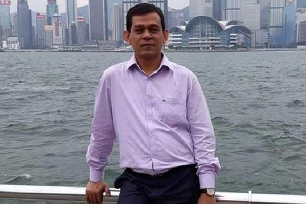 জামালপুরের সেই ডিসির বেতন কমে অর্ধেক, পাবেন না পদোন্নতি জামালপুরের সেই ডিসির বেতন কমে অর্ধেক, পাবেন না পদোন্নতি