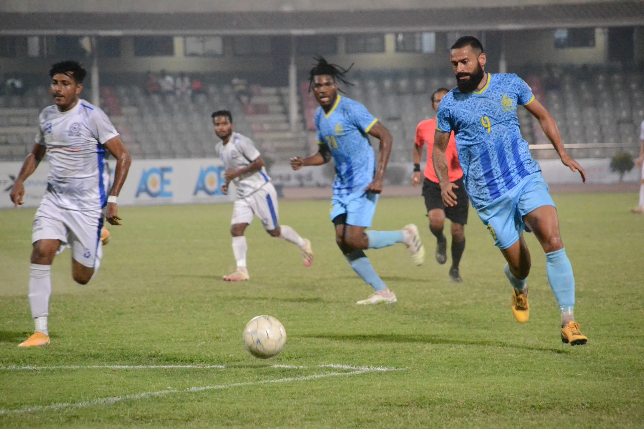 বারিধারাকে হারিয়ে আবারও দ্বিতীয় স্থানে আবাহনী