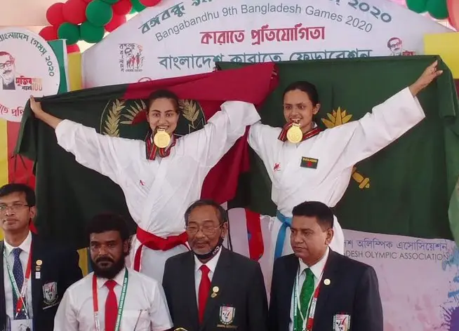 কারাতেতে অন্তরা-প্রিয়ার স্বর্ণজয় কারাতেতে অন্তরা-প্রিয়ার স্বর্ণজয়