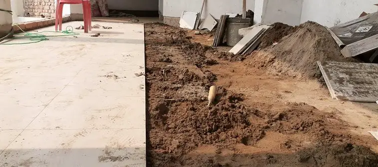 শায়েস্তাগঞ্জ হাইওয়ে থানার নির্মাণাধীন ভবনে মাটি দিয়ে লাগানো হচ্ছে টাইলস শায়েস্তাগঞ্জ হাইওয়ে থানার নির্মাণাধীন ভবনে মাটি দিয়ে লাগানো হচ্ছে টাইলস