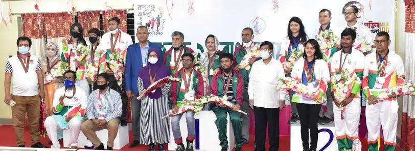 বাংলাদেশ গেমসের ক্লাসিক্যাল মিক্সড দলগত দাবায় আনসার সেরা বাংলাদেশ গেমসের ক্লাসিক্যাল মিক্সড দলগত দাবায় আনসার সেরা