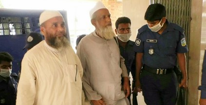 হেফাজত নেতা খালেদ সাইফুল্লাহসহ দুইজন রিমান্ডে হেফাজত নেতা খালেদ সাইফুল্লাহসহ দুইজন রিমান্ডে