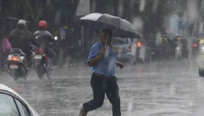আজও ৮ বিভাগে ঝড়বৃষ্টি, অব্যাহত থাকতে পারে আরও ৩ দিন আজও ৮ বিভাগে ঝড়বৃষ্টি, অব্যাহত থাকতে পারে আরও ৩ দিন