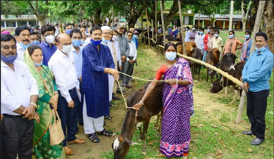 শেখ হাসিনা নৃ-তাত্ত্বিক জনগোষ্ঠীর অর্থনৈতিক সচ্ছলতা সৃষ্টির প্রয়াস অব্যাহত রেখেছেন ॥ এমপি গোপাল শেখ হাসিনা নৃ-তাত্ত্বিক জনগোষ্ঠীর অর্থনৈতিক সচ্ছলতা সৃষ্টির প্রয়াস অব্যাহত রেখেছেন ॥ এমপি গোপাল