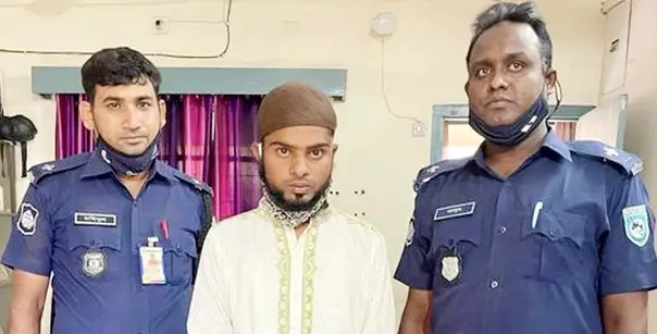 গোবিন্দগঞ্জে ৪৯ বোতল ভারতীয় ফেনসিডিলসহ আটক ১ গোবিন্দগঞ্জে ৪৯ বোতল ভারতীয় ফেনসিডিলসহ আটক ১