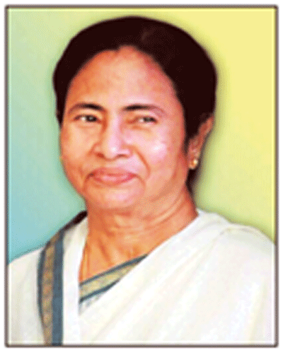 মমতা ব্যানার্জী তৃতীয়বার মুখ্যমন্ত্রী হিসেবে শপথ নেবেন আজ মমতা ব্যানার্জী তৃতীয়বার মুখ্যমন্ত্রী হিসেবে শপথ নেবেন আজ