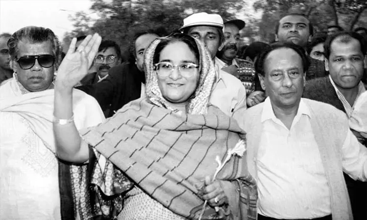শেখ হাসিনার স্বদেশ প্রত্যাবর্তন দিবস আজ শেখ হাসিনার স্বদেশ প্রত্যাবর্তন দিবস আজ