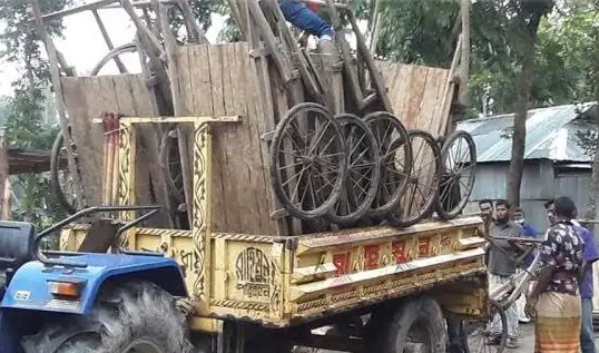 করোনায় কাজ হারিয়ে শতশত ইটভাটার শ্রমিক গ্রামে ফিরে এসেছে করোনায় কাজ হারিয়ে শতশত ইটভাটার শ্রমিক গ্রামে ফিরে এসেছে