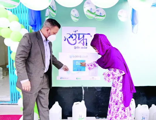 পোশাকশিল্প কর্মীদের জন্য বিশুদ্ধ পানির নিশ্চিতকরণ পোশাকশিল্প কর্মীদের জন্য বিশুদ্ধ পানির নিশ্চিতকরণ