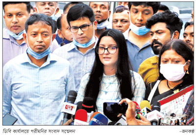 পরীমনি কাণ্ডে তোলপাড় পরীমনি কাণ্ডে তোলপাড়