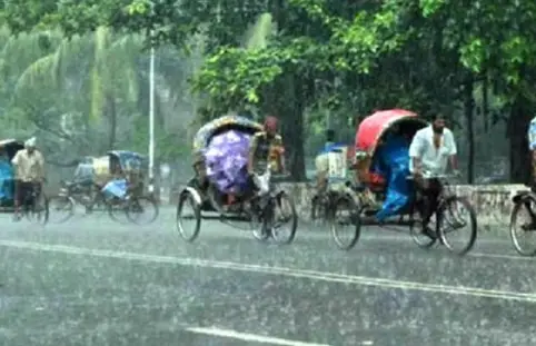 দেশজুড়ে ভারি বর্ষণের আভাস