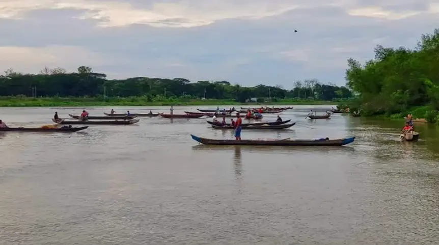 হালদায় আবার নমুনা ডিম ছেড়েছে মা মাছ