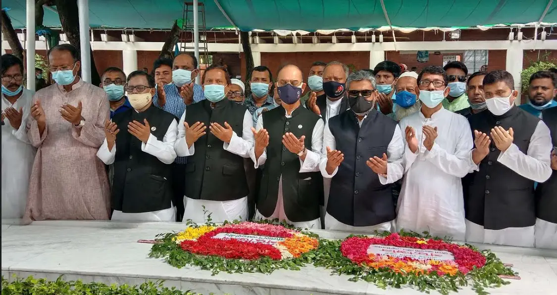 ৭২তম প্রতিষ্ঠা বার্ষিকীতে বঙ্গবন্ধুর সমাধিতে শ্রদ্ধা নিবেদন ৭২তম প্রতিষ্ঠা বার্ষিকীতে বঙ্গবন্ধুর সমাধিতে শ্রদ্ধা নিবেদন