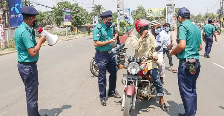 লকডাউন : বিনা প্রয়োজনে বের হওয়ায় রাজধানীতে গ্রেফতার ৫৬৬