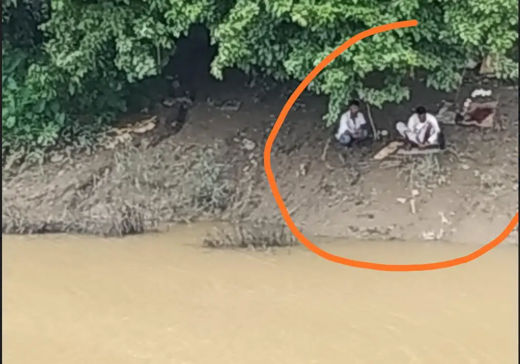 বঙ্গবন্ধু মৎস্য হেরিটেজ হালদায় চলছে অবাধে মাছ শিকার