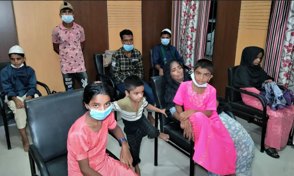 কুড়িগ্রামে একই পরিবারের ৭ জনসহ ৯ রোহিঙ্গা আটক কুড়িগ্রামে একই পরিবারের ৭ জনসহ ৯ রোহিঙ্গা আটক