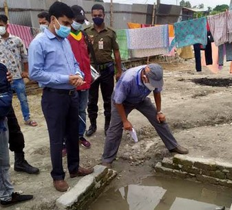 এডিস নিয়ন্ত্রণে ১৩ ভবনকে জরিমানা করল ডিএসসিসি এডিস নিয়ন্ত্রণে ১৩ ভবনকে জরিমানা করল ডিএসসিসি
