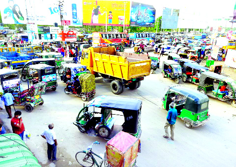 ভোগান্তির আরেক নাম ময়মনসিংহ পাটগুদাম ব্রিজ মোড়