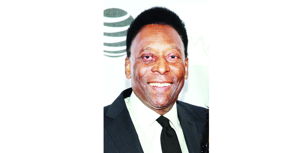 কিংবদন্তি পেলে আইসিইউতে