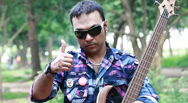 নতুন গান আবিস্কার করে সত্ত্বা ও স্বকীয়তাকে সম্মৃদ্ধ করো : ব্যান্ড তারকা বিপ্লব নতুন গান আবিস্কার করে সত্ত্বা ও স্বকীয়তাকে সম্মৃদ্ধ করো : ব্যান্ড তারকা বিপ্লব