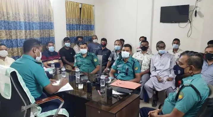 টঙ্গী গাজীপুর মহাসড়কে ট্রাফিক পুলিশের অটো রিকসা বন্ধের ঘোষণা টঙ্গী গাজীপুর মহাসড়কে ট্রাফিক পুলিশের অটো রিকসা বন্ধের ঘোষণা