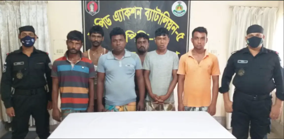 লালপুরে জলদস্যু চক্রের ৬ সদস্য আটক লালপুরে জলদস্যু চক্রের ৬ সদস্য আটক