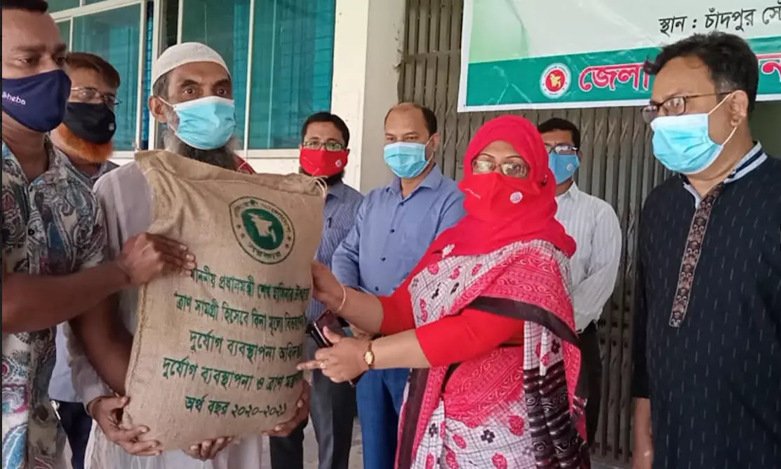 হটলাইন নম্বরে আবেদন করে খাদ্য সহায়তা পেয়েছে ২৬০ পরিবার হটলাইন নম্বরে আবেদন করে খাদ্য সহায়তা পেয়েছে ২৬০ পরিবার