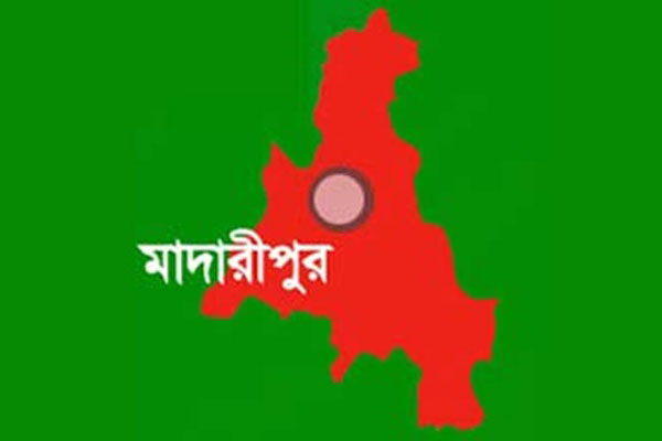 মাদারীপুরে শ্বাসরোধ করে শিশুকে হত্যা, ঘাতক আটক মাদারীপুরে শ্বাসরোধ করে শিশুকে হত্যা, ঘাতক আটক