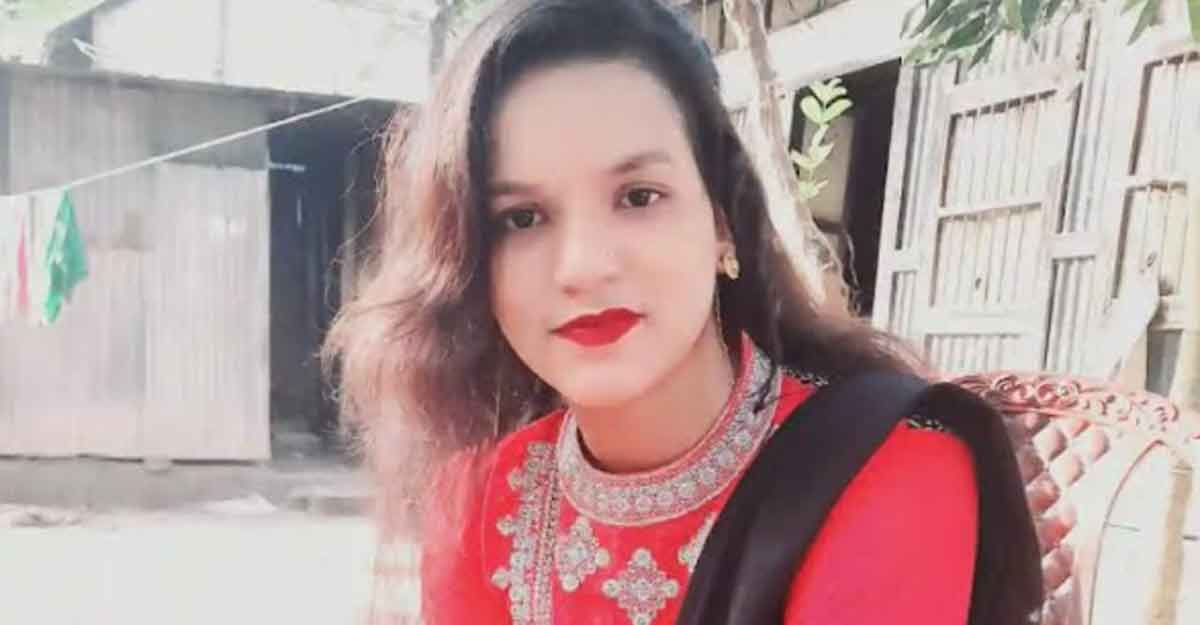 রামপুরায় ফ্লাট থেকে নববধূ গলিত মরদেহ উদ্ধার রামপুরায় ফ্লাট থেকে নববধূ গলিত মরদেহ উদ্ধার